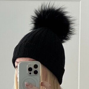 Genuine Fur Pompom Cashmere Blend Beanie/Toque – Black Luxury Winter Hat